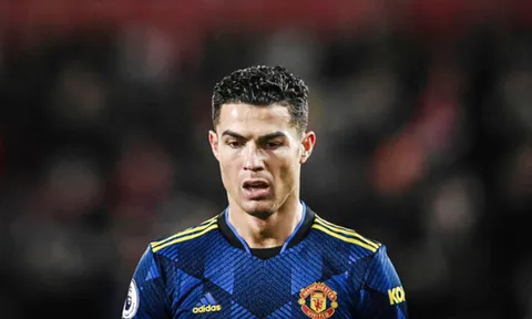 MU thiệt hại lớn nếu Ronaldo sớm dứt áo ra đi