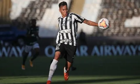 Mục tiêu 18 triệu bảng của Arsenal được ví như Shevchenko mới