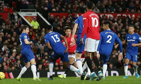 10 con số 'đặc biệt' sau vòng 17 EPL: Greenwood vụt sáng; Đẳng cấp Mourinho!
