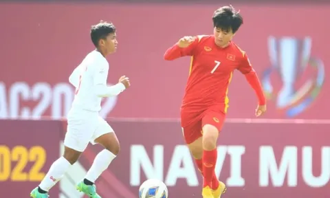 HLV Mai Đức Chung: 'Ý chí, tinh thần giúp Việt Nam vào tứ kết'