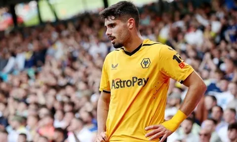 Gạch tên Neto, chuyên gia khuyên Arsenal mua cựu sao M.U
