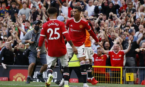 “Nếu Ronaldo trẻ hơn 7-8 tuổi, anh ấy sẽ giúp M.U đoạt danh hiệu hoặc Champions League”