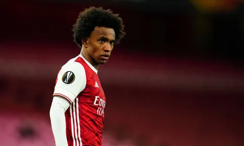 Phong độ tệ hại còn đòi hỏi khó tin, Willian khiến Arsenal khốn khổ