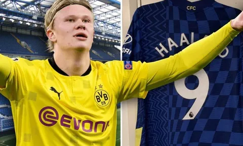 Bất ngờ với áo đấu Chelsea in tên Haaland
