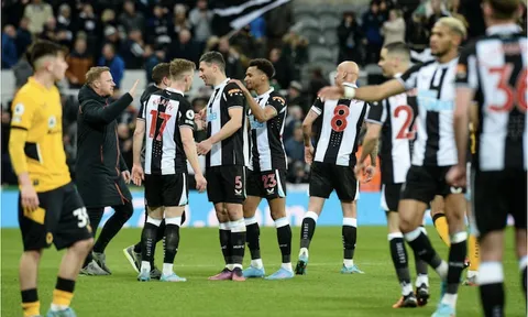 Newcastle nắm ưu thế ở cuộc đua trụ hạng Premier League