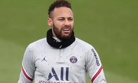 Mbappe tố bất trị, PSG đuổi cổ Neymar