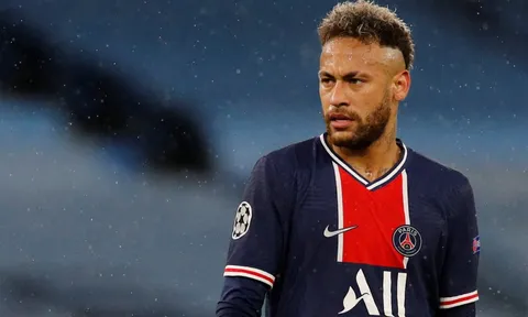 Neymar có tên trong danh sách rút gọn của Chelsea
