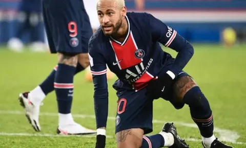 Neymar đi vào lịch sử trong ngày PSG bị cầm hòa