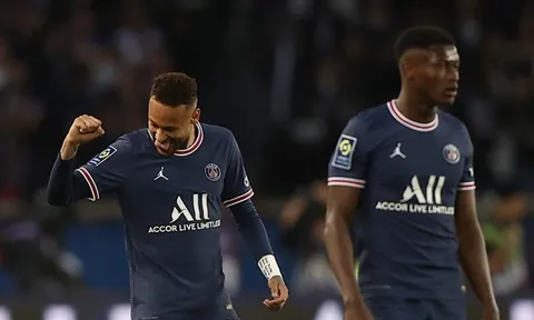 Neymar quẩy nhiệt ở buổi tiệc mừng PSG giành Ligue 1