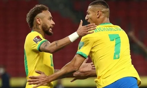 Neymar tỏa sáng, Brazil khuất phục Ecuador