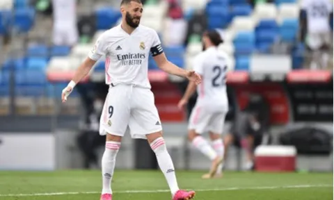 Nghẹt thở hạ Villarreal, Real Madrid vẫn ngậm ngùi thành cựu vương
