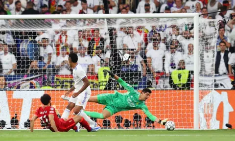 Nghịch lý Mohamed Salah