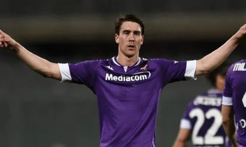 Ngôi sao 60 triệu của Fiorentina có gì hơn các tiền đạo Arsenal?