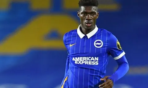 'Người cũ' chọn tiền vệ phòng ngự lý tưởng cho Man Utd, không phải Rice