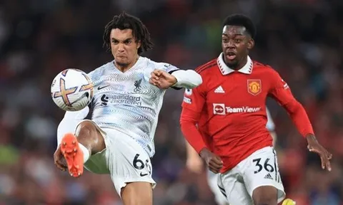 Người cũ Liverpool nêu 2 cái tên chơi tệ nhất trước Man United