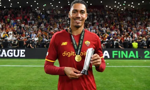 Người cũ M.U xuất sắc nhất chung kết Europa Conference League