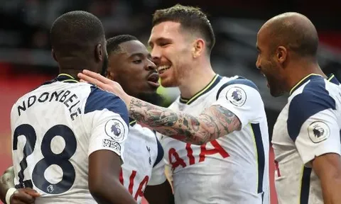 Người đại diện hé lộ lý do Man Utd mua hụt sao Tottenham