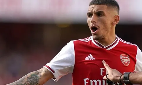 Người đại diện lên tiếng, Arsenal coi như thanh lý xong "kẻ vô hình"