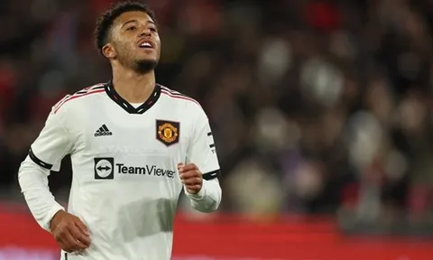 Người thắng kẻ thua ở Man Utd sau trận Aston Villa