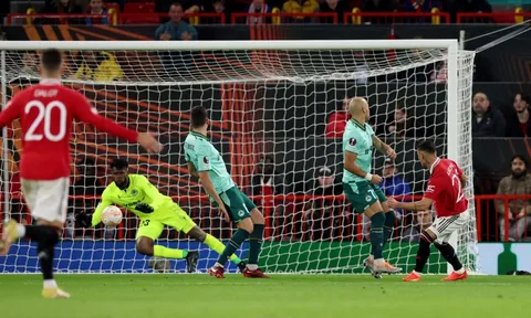 Người thắng kẻ thua sau trận Man Utd 1-0 Omonia