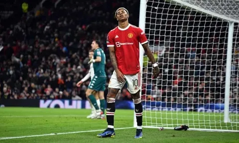 Người thắng kẻ thua sau trận Man Utd 4-0 Liverpool