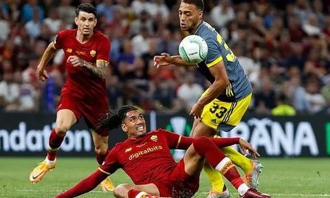 Người thừa M.U hóa đá tảng, xuất sắc giúp đội Mourinho ngăn sức ép khủng khiếp