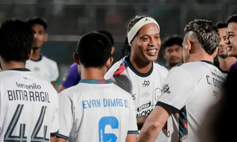 Cầu thủ Indonesia được yêu cầu không phạm lỗi với Ronaldinho