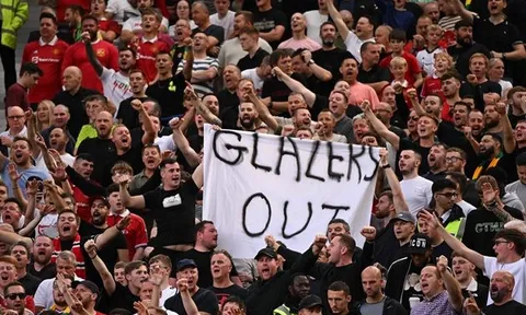 Nhà Glazer ra giá điên rồ cho Man Utd