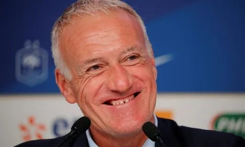 Nhận chỉ trích từ BLĐ Bayern Munich, HLV Didier Deschamp đáp trả 'cực gắt'