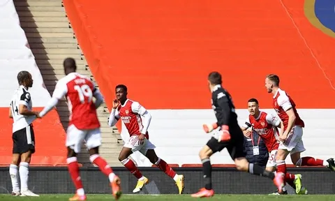 'Nhân tố X' bùng nổ, Arsenal thoát thua ngoạn mục tại Emirates