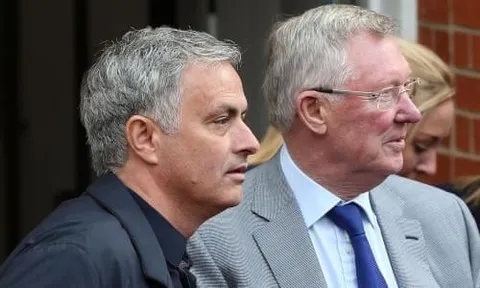 Nhiều năm trôi qua, Wenger nói lời thật lòng về Mourinho và Sir Alex