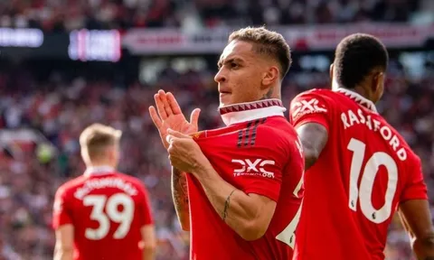 Trinh sát Antony ở trận thắng Arsenal