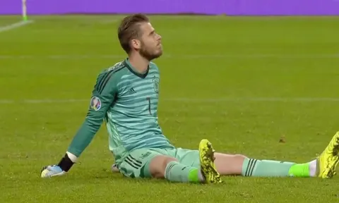 Nhìn Arsenal ngã ngựa, CĐV Man Utd lo cho De Gea
