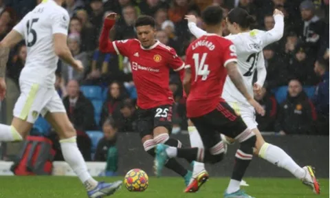 Nhìn Sancho tả xung hữu đột, mới thấy Rangnick sáng suốt