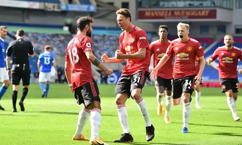 Nhìn lại 5 phút điên rồ Man Utd hạ Brighton với kịch bản không tưởng