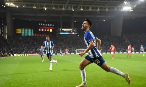 Nhìn lại mùa giải bùng nổ của Fabio Vieira - 'vũ khí' mới của Arsenal