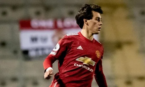 NHM Man Utd phát cuồng: "Cậu ta có kỹ thuật điêu luyện, là một Messi mới"