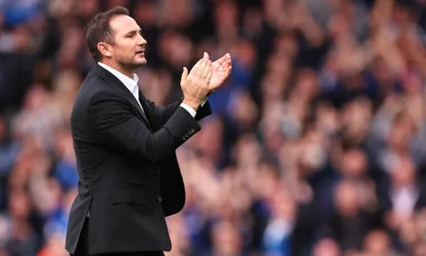 Nhờ Lampard, 'người cũ' Arsenal xuất sắc hơn cả Bruno Fernandes