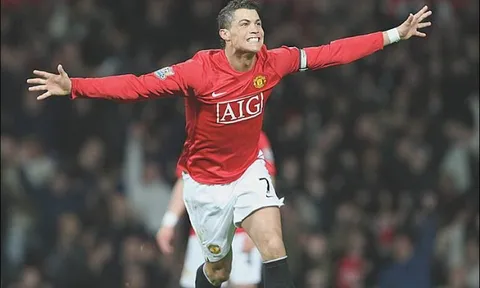 Nhờ Ronaldo, Man Utd sắp chiêu mộ thành công "thần đồng vạn người mê"