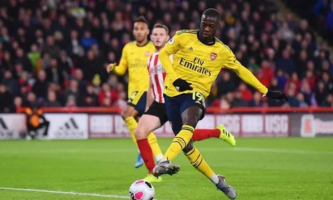 Arsenal thua sốc, nhưng vẫn có một điểm sáng hiếm hoi