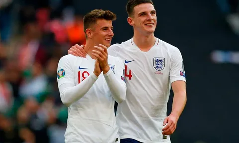 'Mọi người thường đùa tôi và Mason Mount yêu nhau'