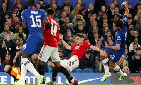 Thua Man Utd, CĐV Chelsea nổi khùng: "2 gã tệ hại ấy nên đá cho đội U18"