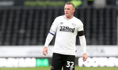 Wayne Rooney sắp trở thành HLV kiêm cầu thủ