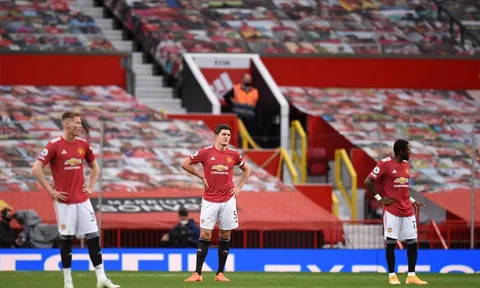 "Man Utd yếu kém, Solskjaer yếu kém, một đội bóng yếu kém!"