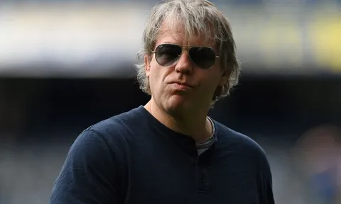 "Chelsea đang giống Man United dưới thời Glazer, Ed Woodward"