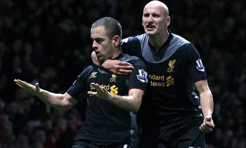 Níu chân Man City, sao Newcastle: "Tôi đã trở thành người hùng của Liverpool"