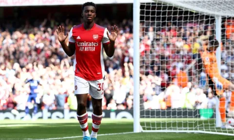 "Sẽ tốt hơn nếu cậu ấy rời Arsenal"