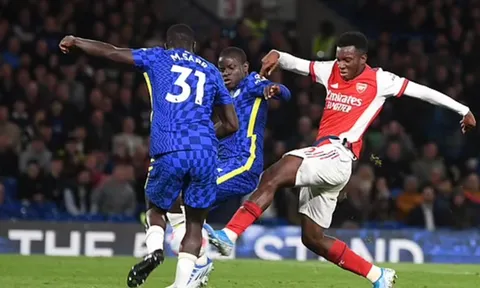 Chơi ấn tượng, sao Arsenal được khen dứt điểm tốt hơn Lacazette