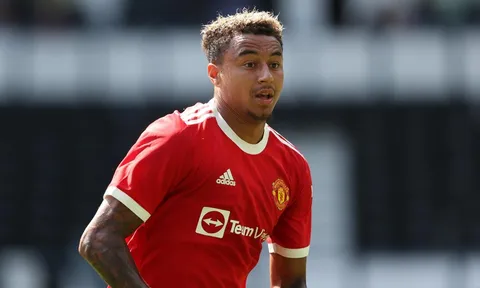 Nổ bom tấn 43 triệu, M.U gấp rút hy sinh Jesse Lingard