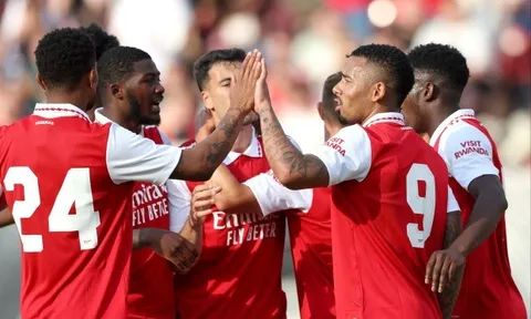 Chỉ mất 90 giây để nổ súng, Jesus lập cú đúp giúp Arsenal thắng 5-3